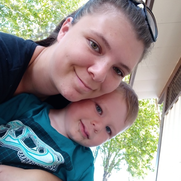 Meet your Posher, Chariti - Picture 1 of 1